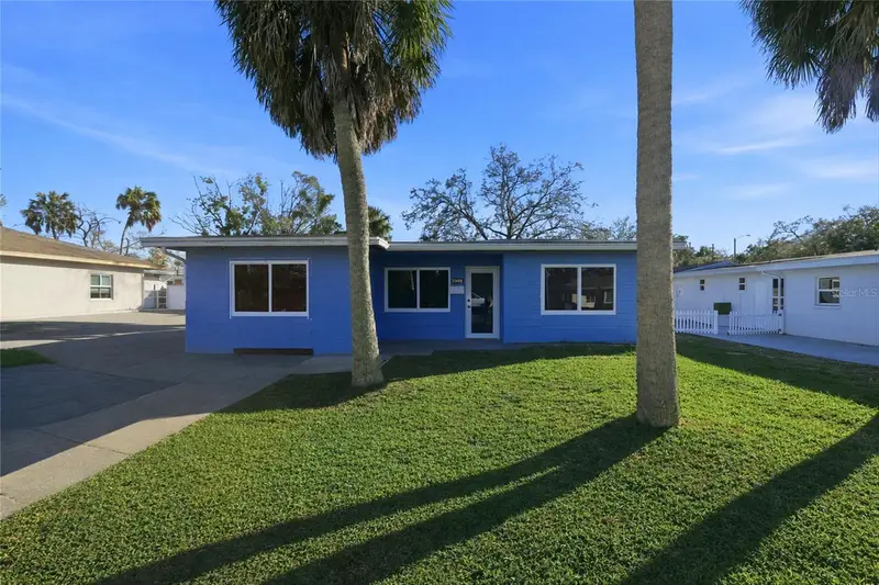 1906 2nd Ave E, FL