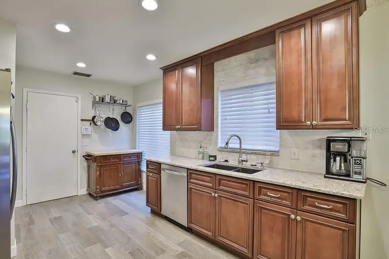 7920 George Washington Ln, FL