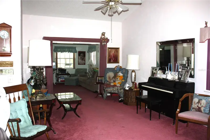 18 Bristol Dr, FL