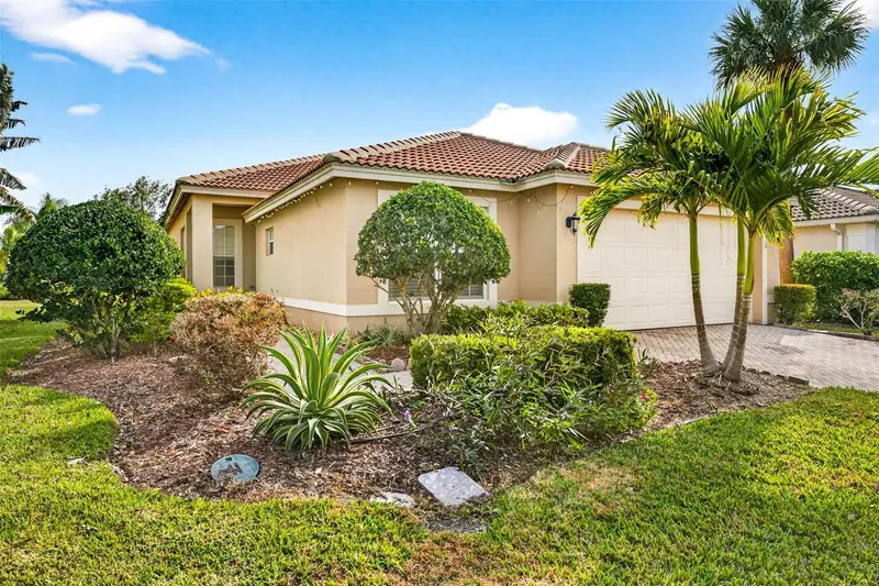 15709 Crystal Waters Dr, FL