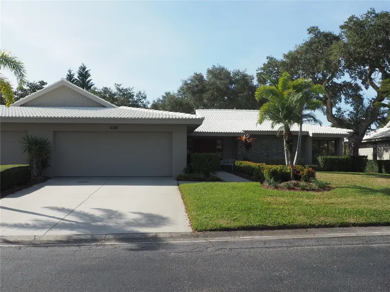 6120 Wilshire Cir #6, FL