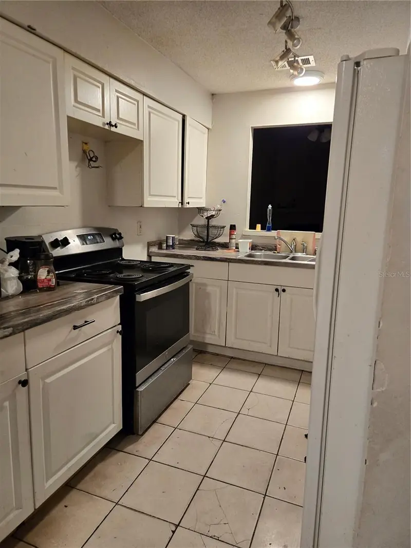 572 Maineline Blvd, FL