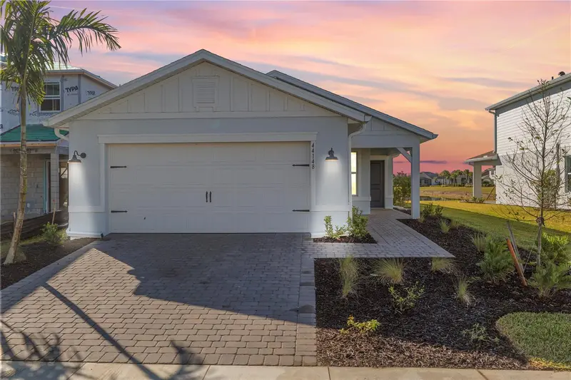 44148 Kelly Dr, FL