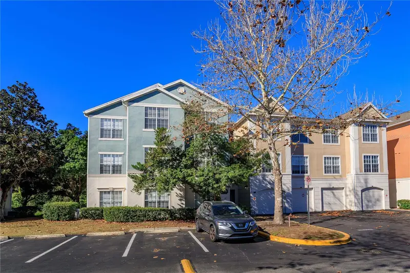 12849 Madison Point Cir #201, FL