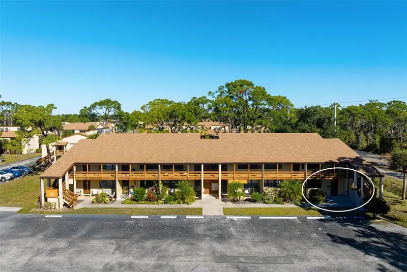 25 Quails Run Blvd #6, FL
