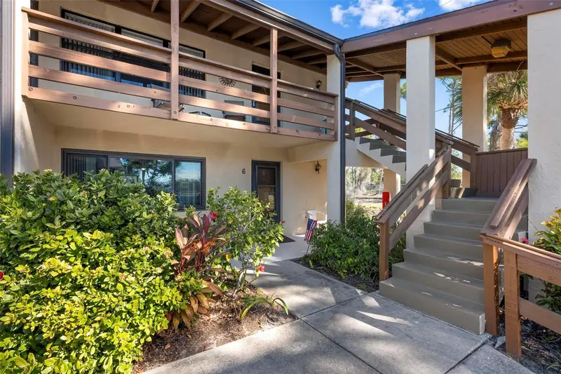 25 Quails Run Blvd #6, FL
