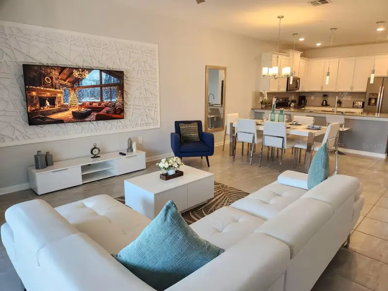 8885 Cabot Cliffs Dr #103, FL