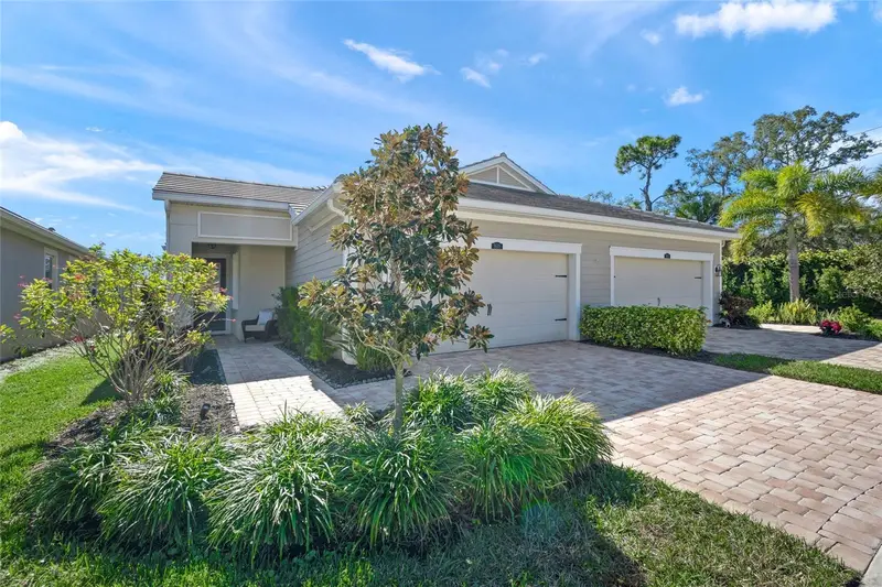 8605 Rain Song Rd, FL