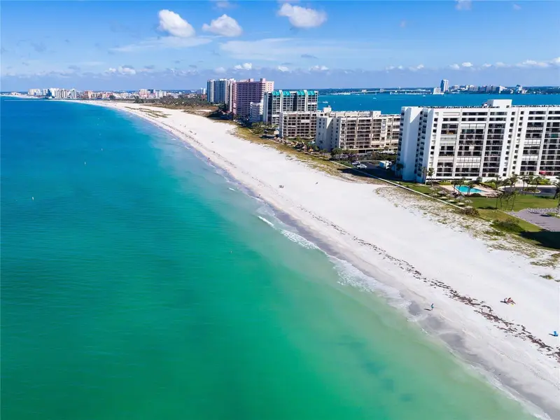 1480 Gulf Blvd #308, FL