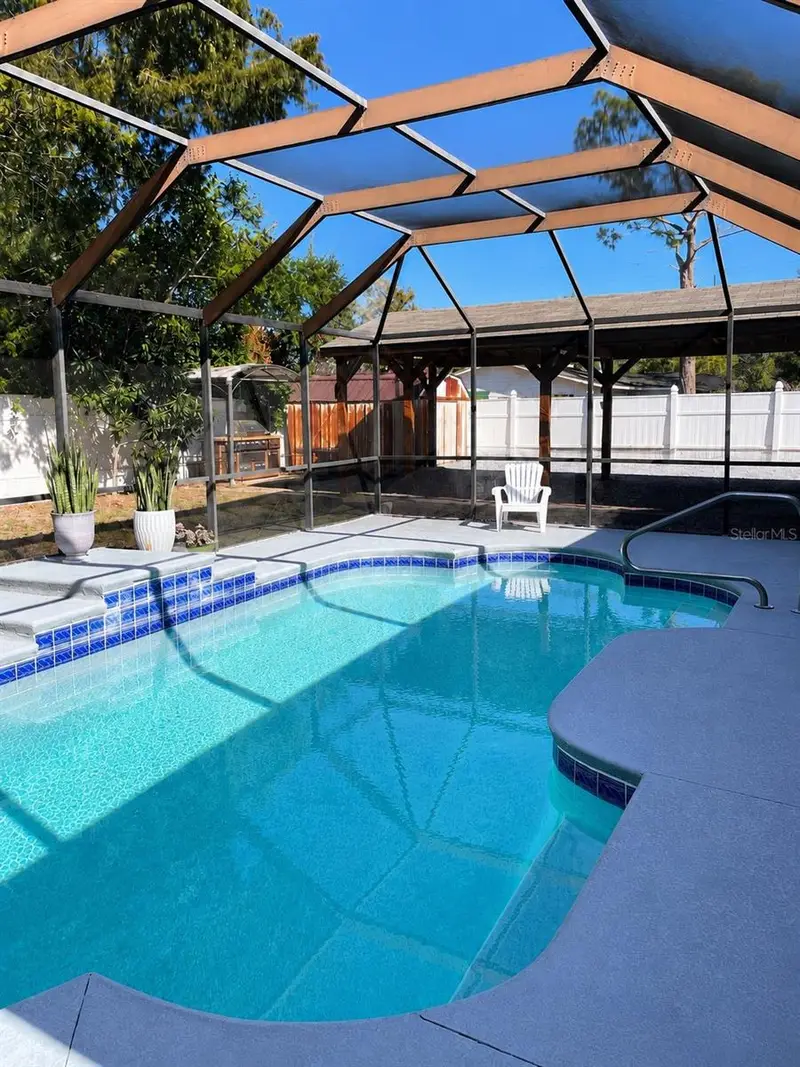 490 Water Rd, FL