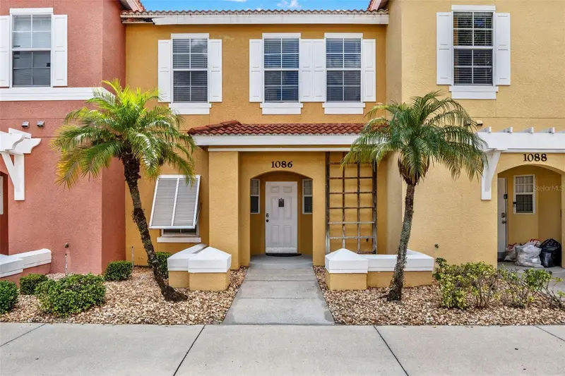 1086 Park Ridge Cir, FL