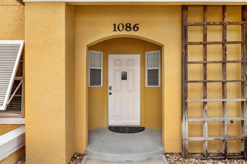 1086 Park Ridge Cir, FL