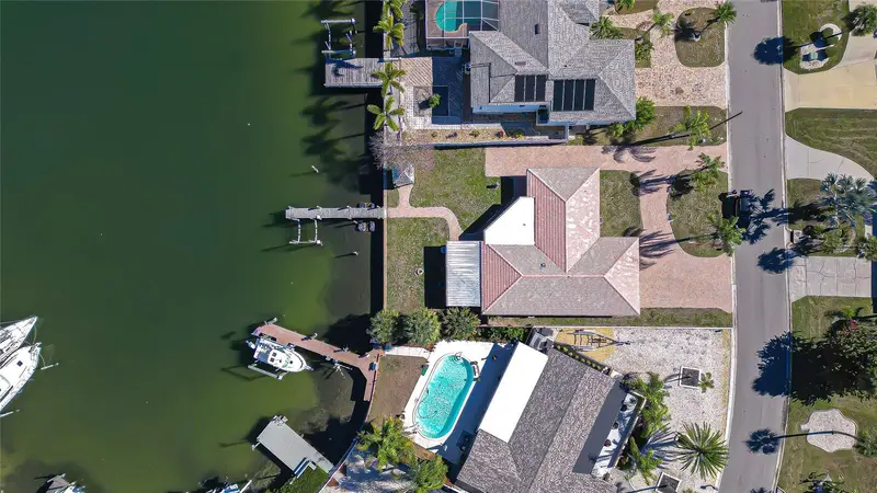6416 Lake Sunrise Dr, FL