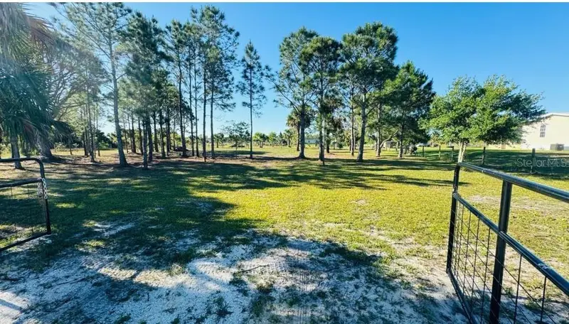 19788 284th St Nw, FL
