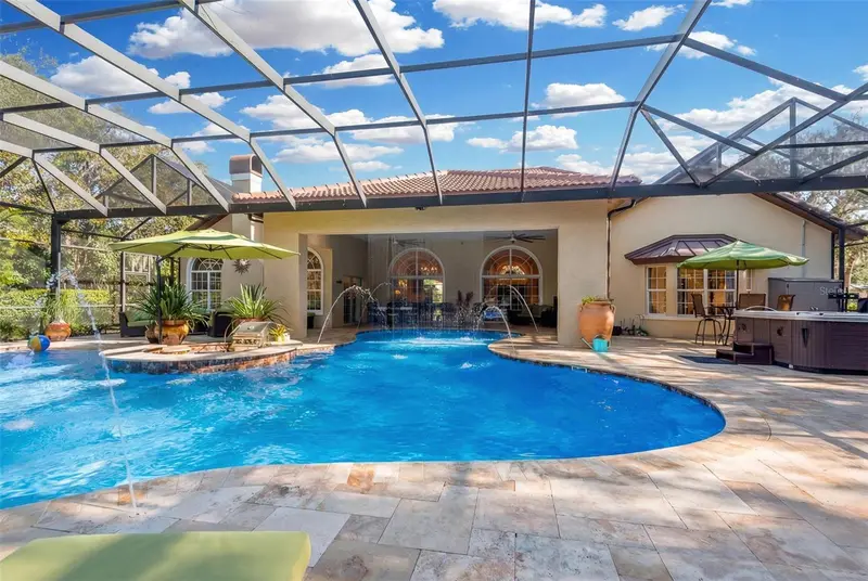 8 Rue Renoir, FL