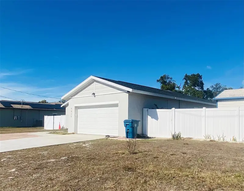 9429 Northcliffe Boulevard, FL