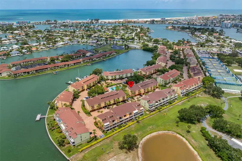 533 Sandy Hook Rd, FL