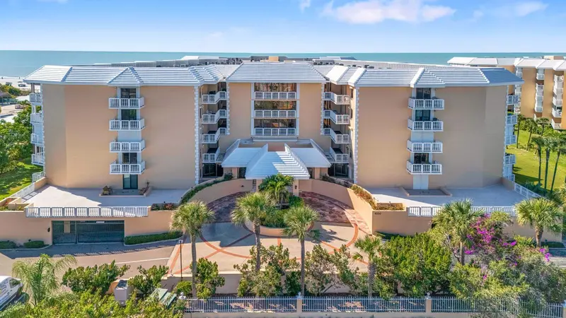 6500 Sunset Way #121, FL