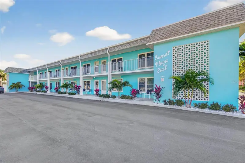 680 71st Ave #5, FL
