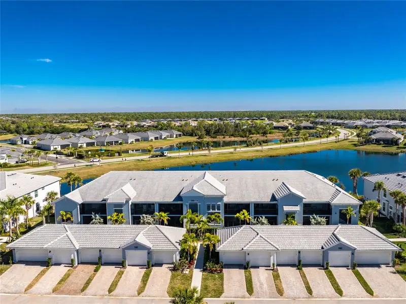 14267 Heritage Landing Blvd #1212, FL