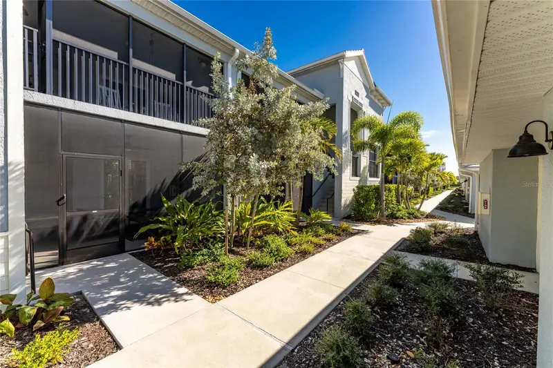 14267 Heritage Landing Blvd #1212, FL