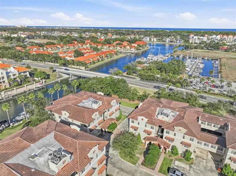 110 Club House Dr #301, FL