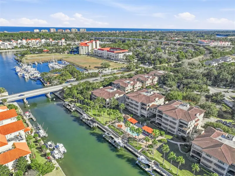 110 Club House Dr #301, FL