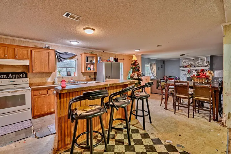 134 Se Powell Pl, FL