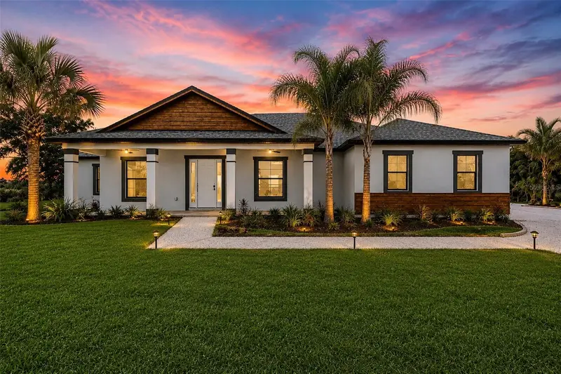 6137 Grove Blvd, FL