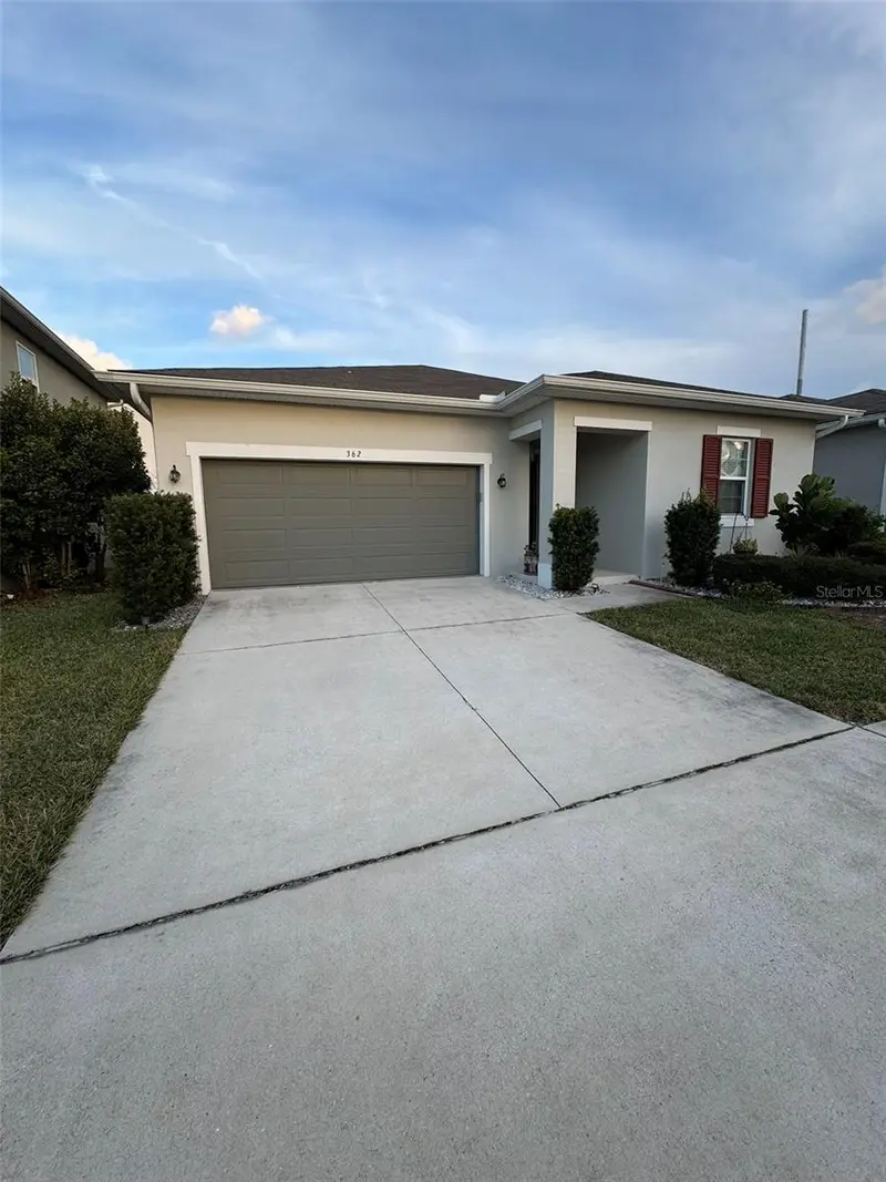 362 Casa Verano Ln, FL