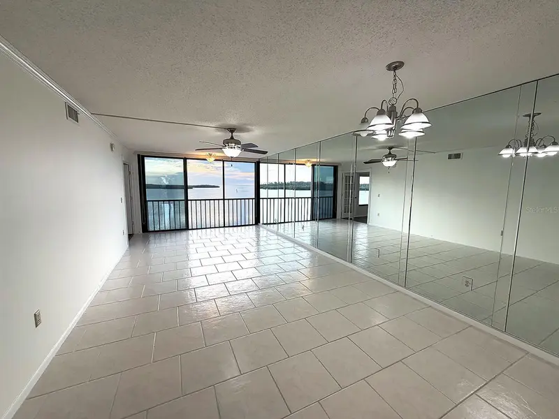 4620 Bay Blvd #1122, FL