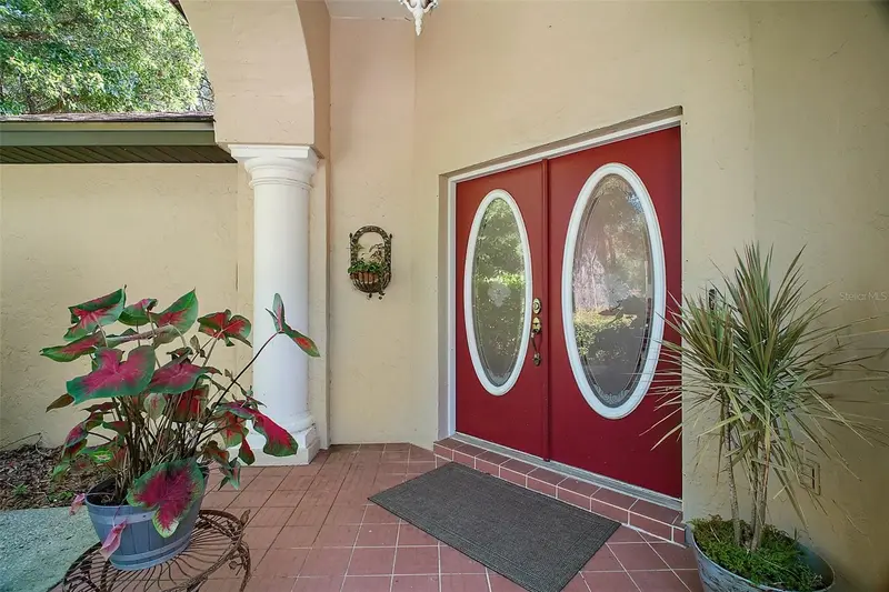 35350 County Road 439, FL