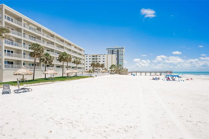 17500 Gulf Blvd #407, FL