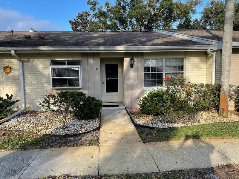 1084 Dunrobin Dr #D, FL