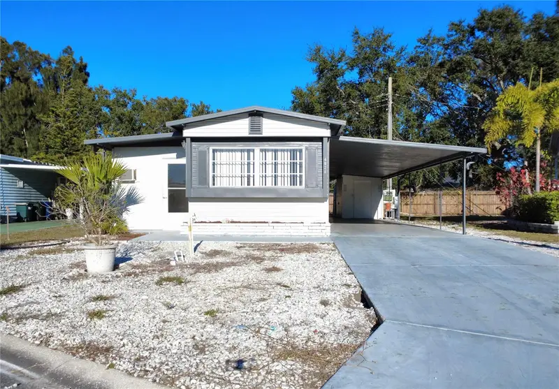 4928 Desert Inn Ave, FL