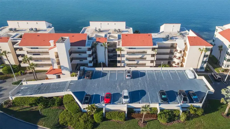 5633 Puerta Del Sol Blvd S #208, FL