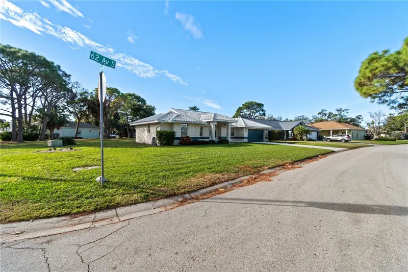 2500 S 62nd Ave, FL