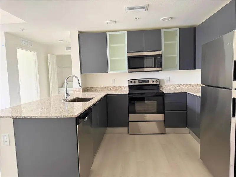 5592 Pga Blvd #304, FL