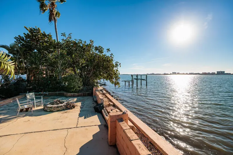 1844 Venetian Point Dr, FL