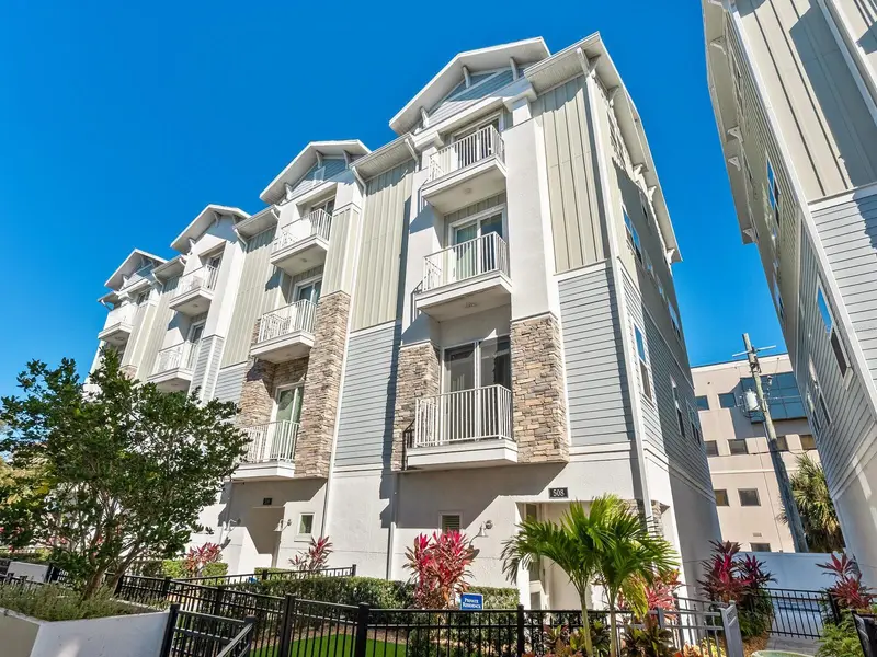 508 Laurel Park Dr, FL