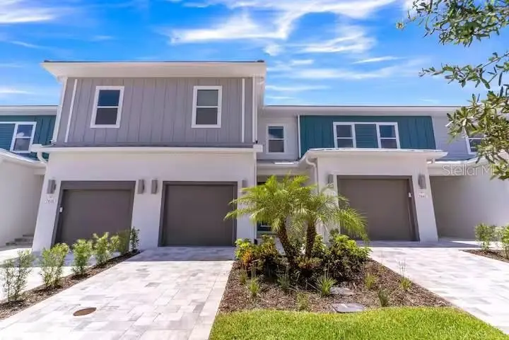 7842 Spectrum Dr, FL