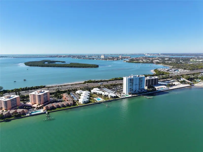 7310 Sunshine Skyway Ln S #112, FL