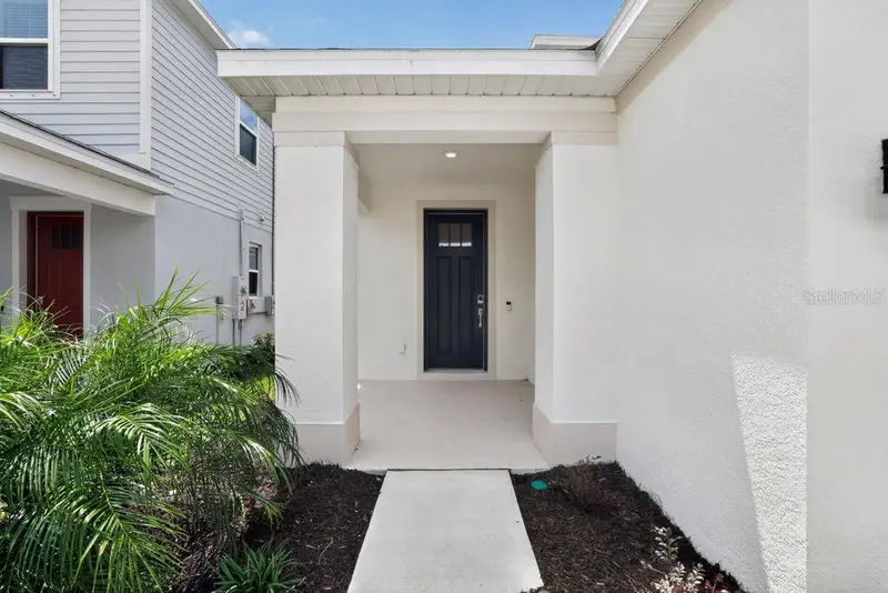 717 Steel Dr, FL