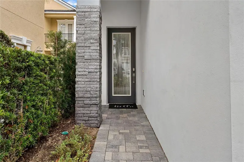 7622 Excitement Dr, FL