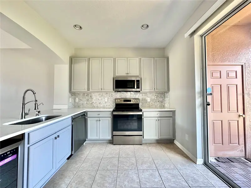 6950 Towering Spruce Dr, FL