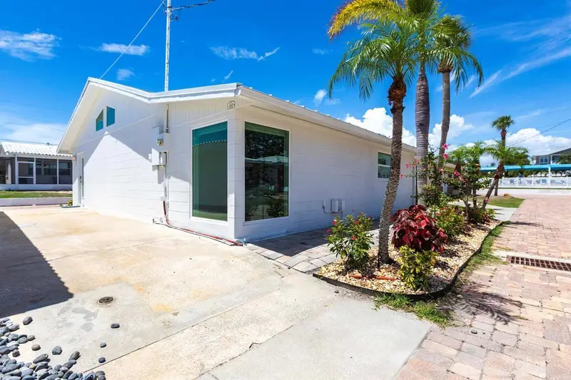 6020 Midnight Pass Rd #64, FL