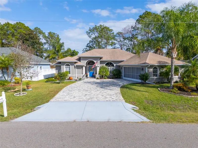 15 Evans Dr, FL