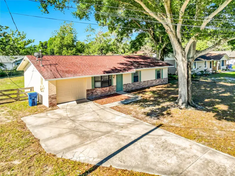 109 E Chester St, FL