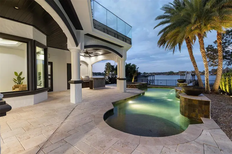 801 W 2nd Ave, FL