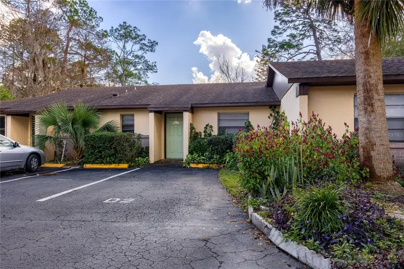 3430 Nw 21st Dr #D-2, FL